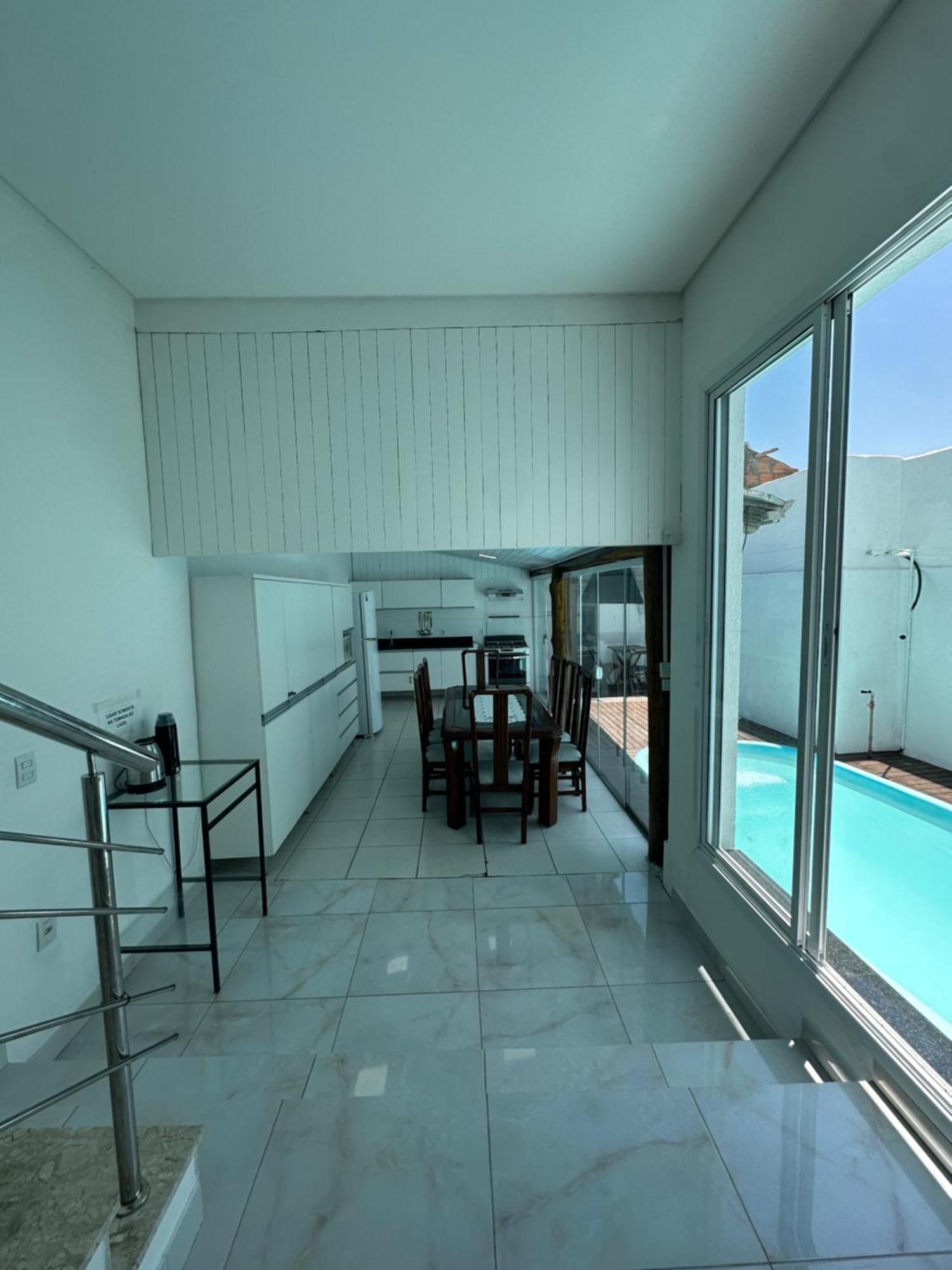 Casa Com Piscina Em Xangri-lá Rs